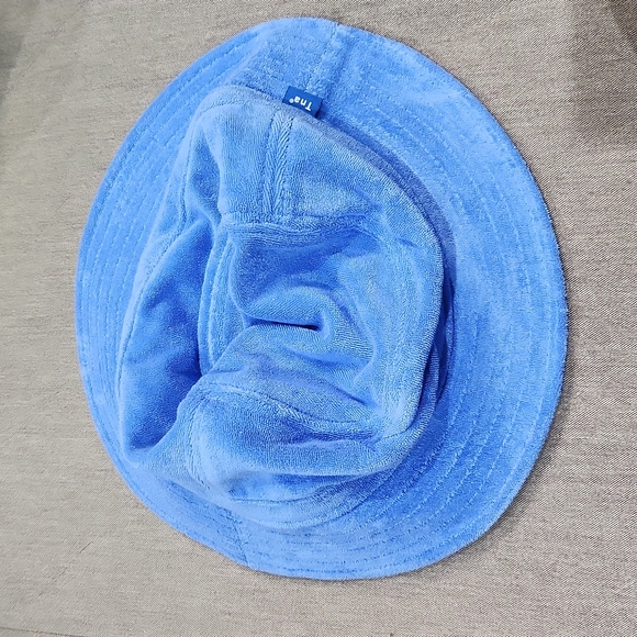 TNA Accessories - NWT TNA Bucket Hat